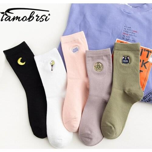 New Sweet Harajuku Cartoon Anime Embroidery Cotton Fashion Women Cute College Funny Socks Happy Candy Kawaii Animal Winter Socks