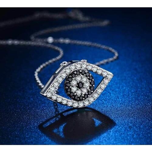 New Fashion Clavicle Chain Jewelry Inlaid Black White Zircon Demon Eye Necklace For Women Feature Namour Charm Gift All Seasons