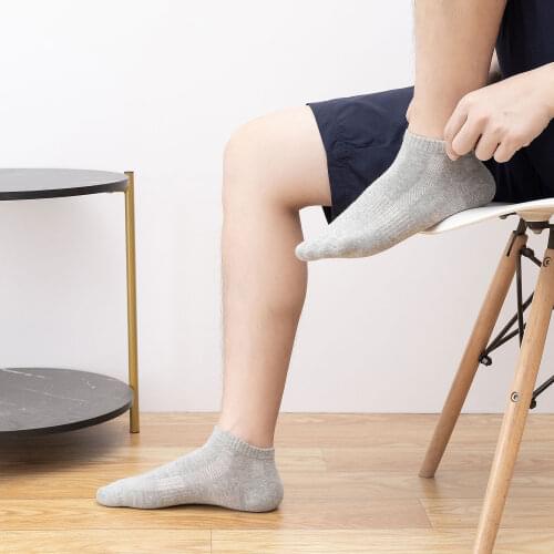 New fashion sports boat socks four seasons mens casual cotton ankle socks antibacterial index AAA