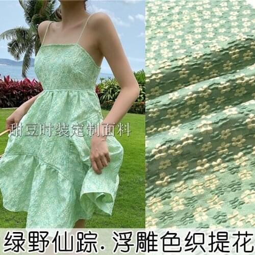 Spring and Summer Thin Floral Three-Dimensional Relief Yarn -Dyed Jacquard Dress Fashion Brocade Clothing Fabric