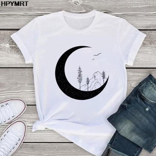 T-shirt Women Aesthetic moon Print Fashion Harajuku Tshirt Girl Casual White Top T Shirt 2020 New Summer Female TShirt Clothing