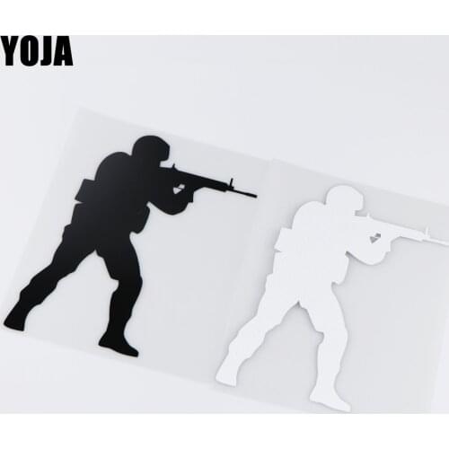 YOJA 13.1X17.1CM Gun Shooting Soldier Silhouette Vinyl Decal Car Sticker Decor ZT2-0131