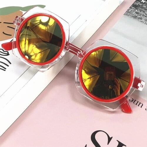 Sunglasses for Kids Girls Boys Irregular-shaped Anti-UV Sunglasses for Party Photography Outdoor Beach
