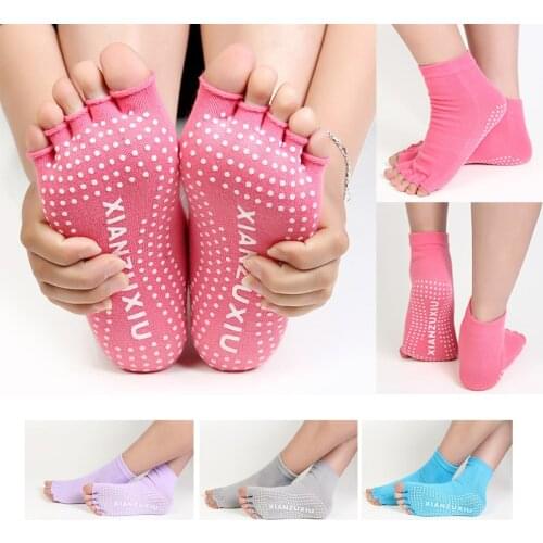 Women ladies Half Five Fingers Cotton Toes Socks Non-Slip Peep Toe Anti-Slip Pilates Ankle Grip Durable Professional Socks