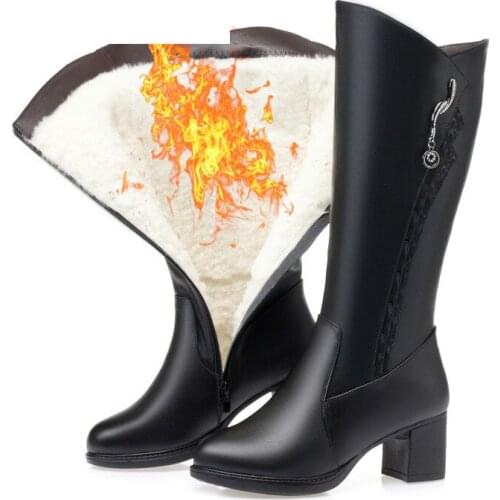 Krasovki 2021 Wool Women Snow Boots Genuine Leather Fur Warm Thick Bottom Shoes Plush Mid Calf Boots Leisure Women Winter Boots