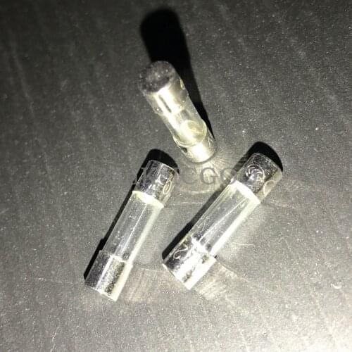 Free shipping 10PCS Quick melt glass fuse 5*20 F8AL250V F8A250V 8A250V New and original