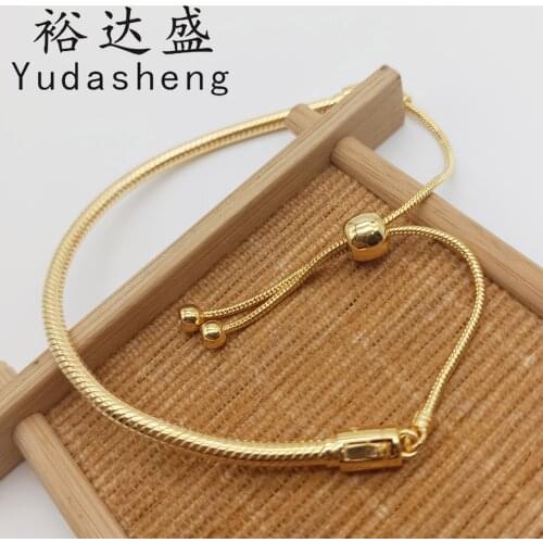 Shine Moments Sliding Buckle Snake-shaped Bracelet Will Gradually Bring To The New Realm of Fashion Adjustable Size
