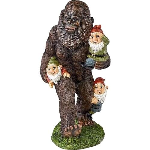 Garden Statue Orangutan Holding Gnomes Statue Resin Funny Garden Decor Cartoon Figurines Gnome Statue Home Ornaments