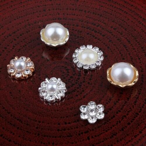 30pcs/lot Vintage Handmade Mini Round Metal Rhinestone Button Alloy Crystal Flatback Flower Pearl Buttons for Hair accessories