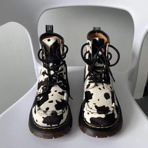Chelsea Boots Womens Boots Fashion Trend Comfort Platform Shoes Black Leather Ankle Boots Round Toe Thick Sole Short Boots