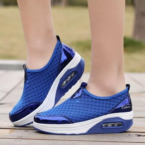 Women Shoes 2020 Autumn Casual Women Wedges Sneakers Breathable Platform Sneakers Comfortable Ladies Loafers Chunky Sneakers