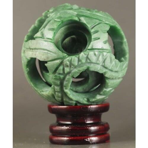 Chinese Ijs Soorten Jadeïet Hand-Gesneden Prachtige Magische Bal 3-Layer Uitgeholde Bal