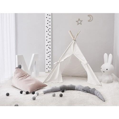 Childrens crocodile pillow North American comfort pillow baby fence childrens room decorative toy