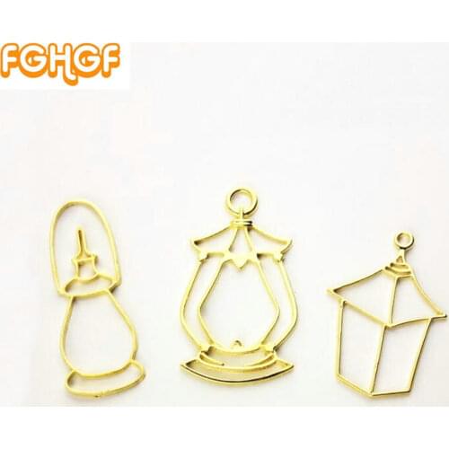 3pcs Chinese Style Oil Lamp Open Bezel for UV Resin Charms Funny Lantern Hollow Pendant DIY Jewelry Setting Accessories