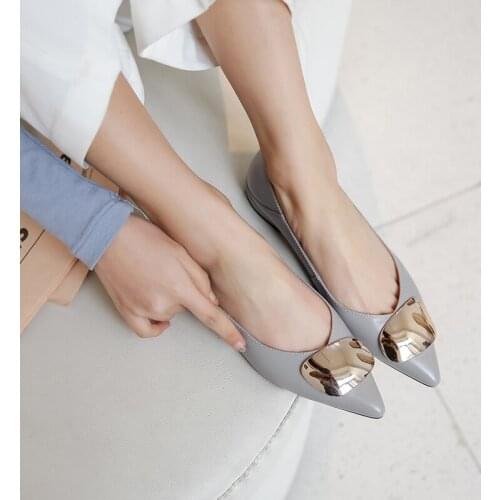Osunlina Pointed Toe Womans Flats Low Heels Slip On Metal Decoration Genuine Leather Handmade Elegant Shoes Office Lady A212