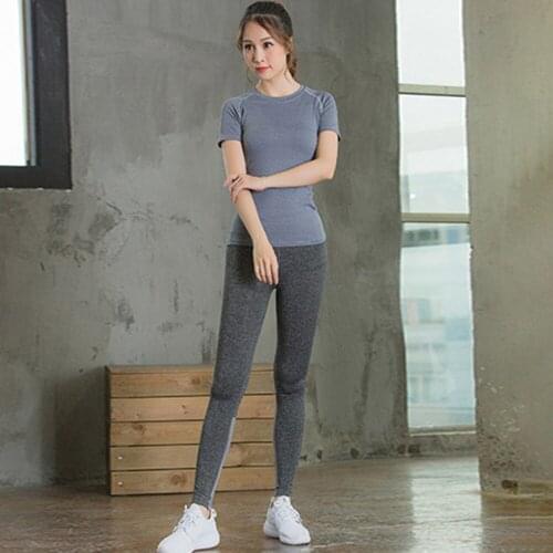 Womans Tight Pro Sports Fitness Yoga Training Running Sweat-Wicking Quick-Drying Short-Sleeved T-Shirt Stretch Activewear