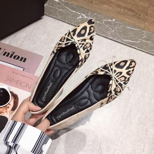 2020 Explosion Models Ladies Flat Shoes Sexy Slip-On Fashion Leopard Suede Pointed Casual Bow Wild Flats Zapatos De Mujer W33-29