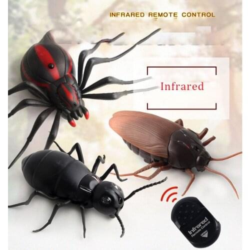 Cockroach Toy Realistic Bug Model Remote Control Cockroach Simulation Fake Cockroach Toy Prank Funny Remote Control Electric Toy
