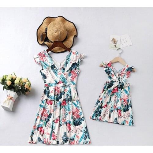 Summer Fashion Mon and Girls Summer Floral Printed Dress Sleeveless Family Matching Outfits Mom Daughter Dress