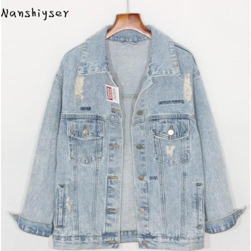2021 Korean Autumn Women Vintage Embroidery Frayed Hole Washed Light Blue Denim Jacket Mujer Chaqueta Female Casual Streetwear