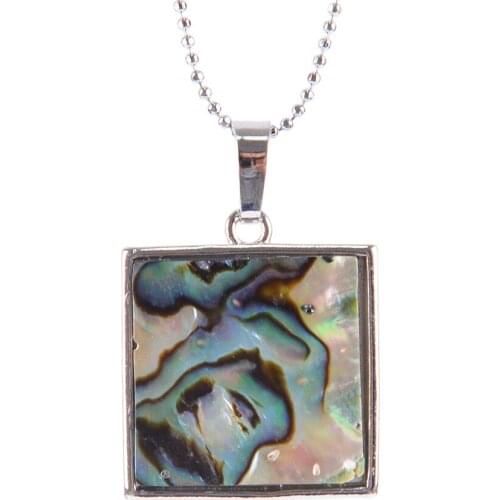 Natural Necklaces & Pendant White Green Shell Love Heart Shape For Lover Girlfriend Jewelry Gift Reiki Healing Lucky Charm D910