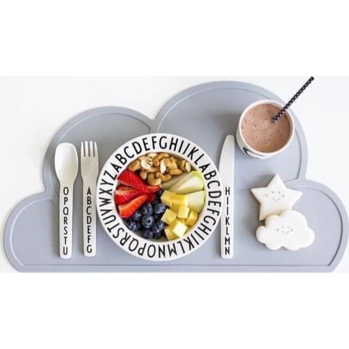 Kids Tableware Clouds Shaped Silicone Placemat Children Dinnerware Washable Portable Mat Creative Pads Easy Cleaning TY0567