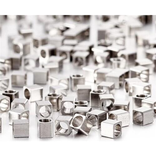 500pcs Stainless Steel Color 304 Stainless Steel Cube Bead Spacers for Jewelry Making DIY Findings 2.5x2.5x2.5mm, Hole: 2mm