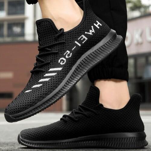 Breathable Running Shoes Light Casual Fashion Outdoor Gym Jogging Sports Shoes Comfortable Wear-resistant Mens Sneakers 2020