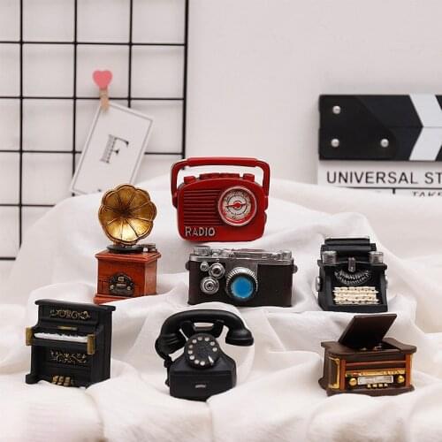 Homelily Retro Nostalgic Mini Resin Ornaments Home Decoration Accessories Camera Phonograph Miniature Figurines Desktop Crafts