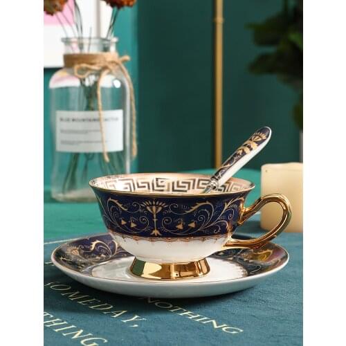 Ceramic Coffee Mug Bone China Tea Cup Espresso Teacup Saucer Gold Handgrip Luxury Noble Drinkware Teaware Tazas Canecas Tasse