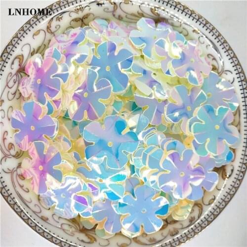 300pcs/lot Flower Loose Sequins 20mm PVC Sewing DIY Wedding Crafts Scrapbook For Clothing Shining Beige AB