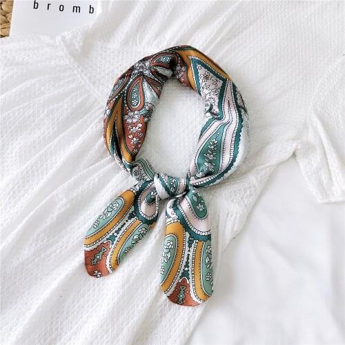 2020 Summer Luxury Brand Silk Scarf Square Women Shawls And Wraps Fashion Office Small Hair Neck Hijabs Foulard Scarves FJ388