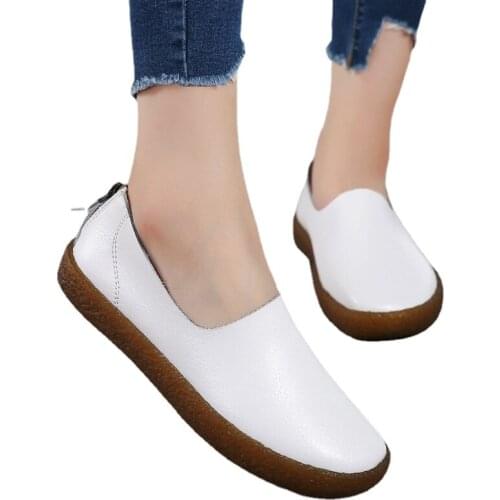 Fashion Womens Shoes 2021 New Womens Casual Flat Shoes Leather Shallow Mouth Breathable Non-slip Soft Sole Shoes Large Size 43