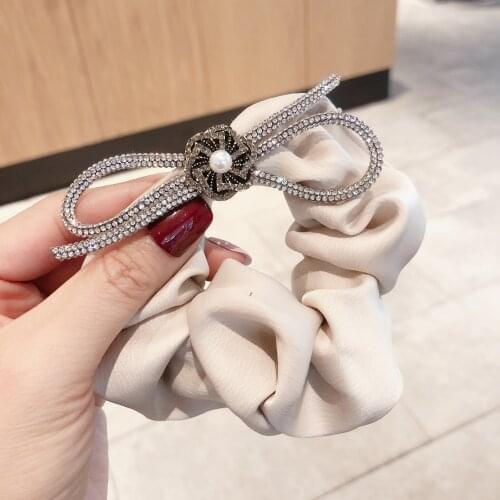 Elegant Large Rhinestone Bow Elastic Hair Bands Scrunchies Crystal Bowknot Pearl Hairband for Women Girls Hair Jewelry Headpiece