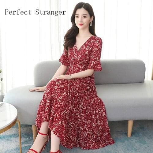 2021 Summer New Arrival Korean High Quality V Collar Flare Sleeve Flower Printed Women Chiffon Long Dress Red