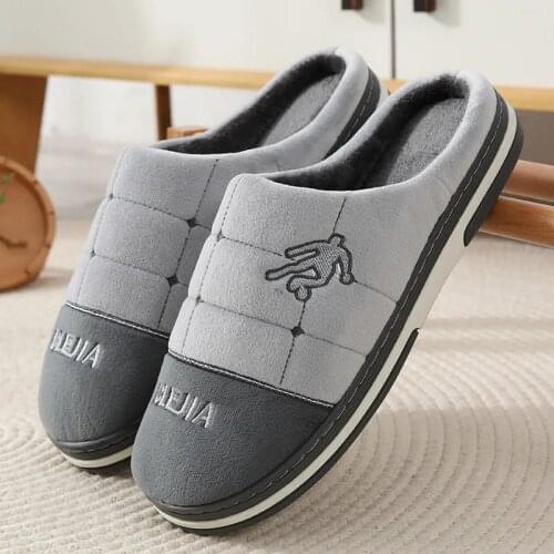 Comfortable mens slippers Large size 47 cheap slippers Gingham Plush Velvet Indoor shoes for Men Home Slippers 2021 Non-slip