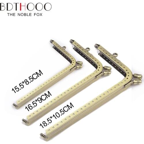 15.5*8.5cm Metal Purse Frame Handle for Clutch Bag Handbag Accessories Making Kiss Clasp Lock Antique Bronze Tone Bags Hardware