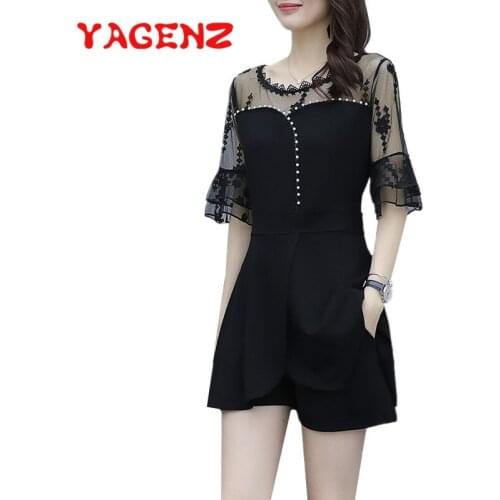 YAGENZ Plus Size Casual Outfit Two Piece Set Women Fashion Summer Clothes For Women 2 Piece Set Lace Patchwork Tops Shorts 805