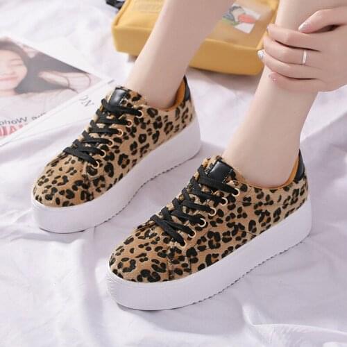 QWEDF 2019 New Women Shoe Leopard Print Female Casual Shoes Flat Heel Lace Up Fashion Footwear Zapatillas Deportivas Mujer F3-39