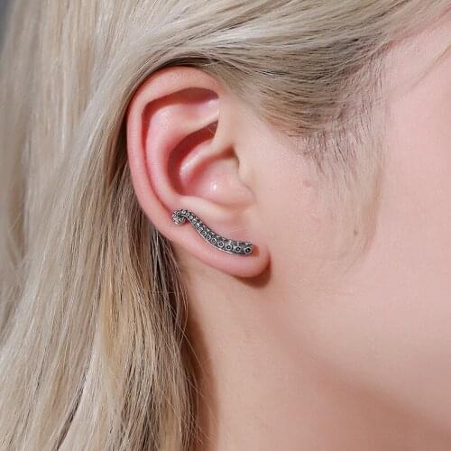 Punk Octopus Earrings Ear Climber Black Sea Animal Stud Earrings for Women Everyday Jewelry Boho Cat Paw Knot Ear Cuff Piercing