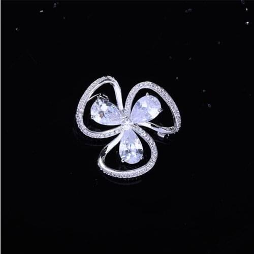 Fresh Lovely Flower Cubic Zirconia Brooches for Women Men Suit Dress Lapel Pins Accessories Jewelry Fashion femme broches luxe