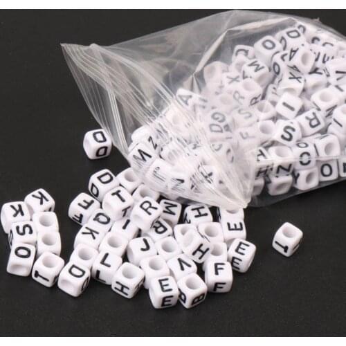 2018 Hot Wholesale Hot White Mixed Letter Alphabet Cube Acrylic Spacer Beads Fit Jewelry making 6mm 400Pcs