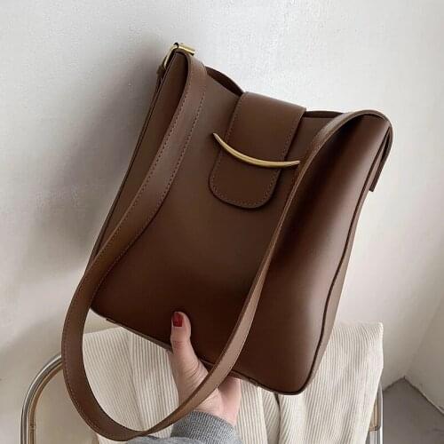 Simple PU Leather Luxury Branded Handbags and Purses 2021 Spring Womens Fashion Crossbody Bucket Shoulder Bag