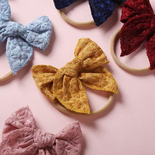 30pc/lot Newborn Solid Embroidery Lace Hair Bow Headband Nylon Baby Headband for Girls Flower Nylon Headband Hair Clips Headwear