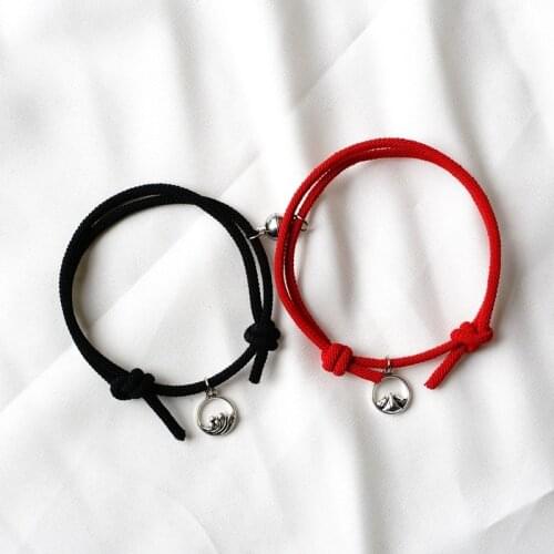 2pcs Couple Magnet Attract Each Other Creative Personality Couple Bracelet Men and Women Charm Girl Bracelet Jewelry Lover Gift