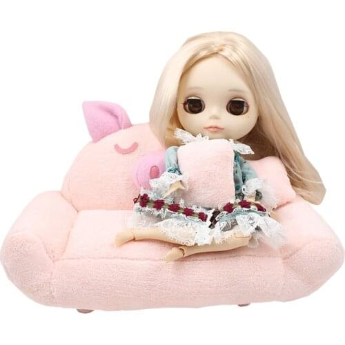 BJD Blythe 1/6 size doll accessories with plush pink piglet furniture sofa bed set