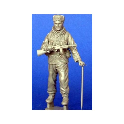 1/35 Resin Model Building Kit Figure Russian infantry