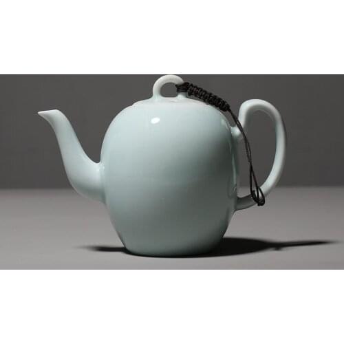 200ml Celadon Teapot Ceramic Kung Fu Tea Pot Small Teapot Japanese Tea Kettle Drinkware Traditional Teaware Home Decor Container