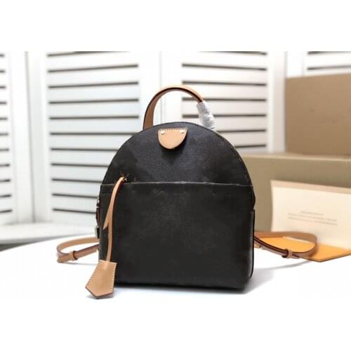 2021 Fashion Female Backpack Luxury Shopper Designer Letters Beach Bag Eather Handbag High Quality Top Handle Bags Woman