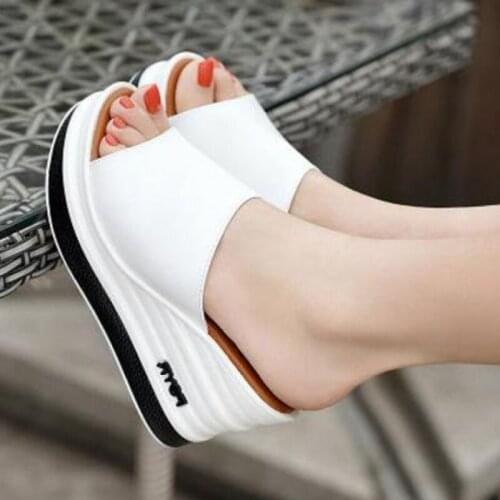 2021 Female Slippers Summer Fashion Wear Room with All-match Muffin Bottom Slope Sexy Thick Soled Sandals Tide Shoes Woman